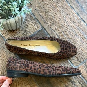 Salvatore Ferragamo / Mary Rose Leopard Print Flats